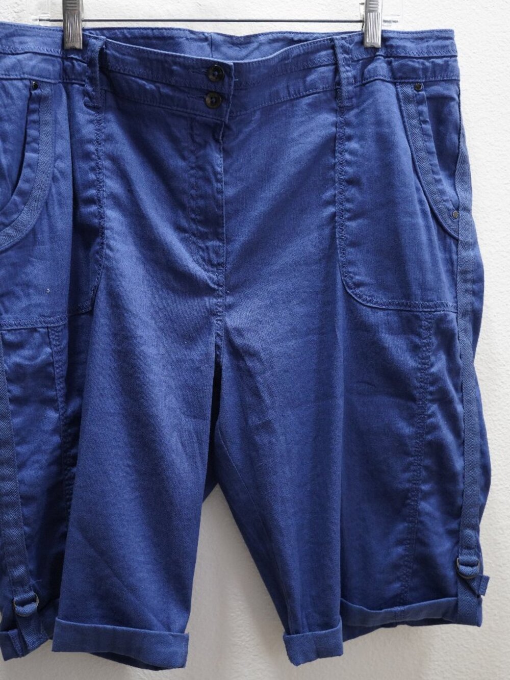 Chico's Ultimate FiT Utility Linen Blend Bermuda Shorts size 3